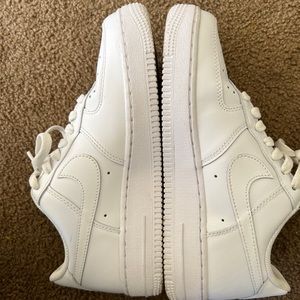 Womens airfocers white